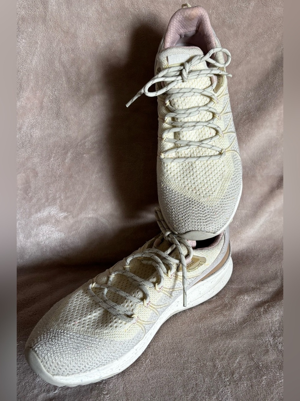 Merrell Quantum Grip Women's Cream and Pink Knit Sneakers 10W
